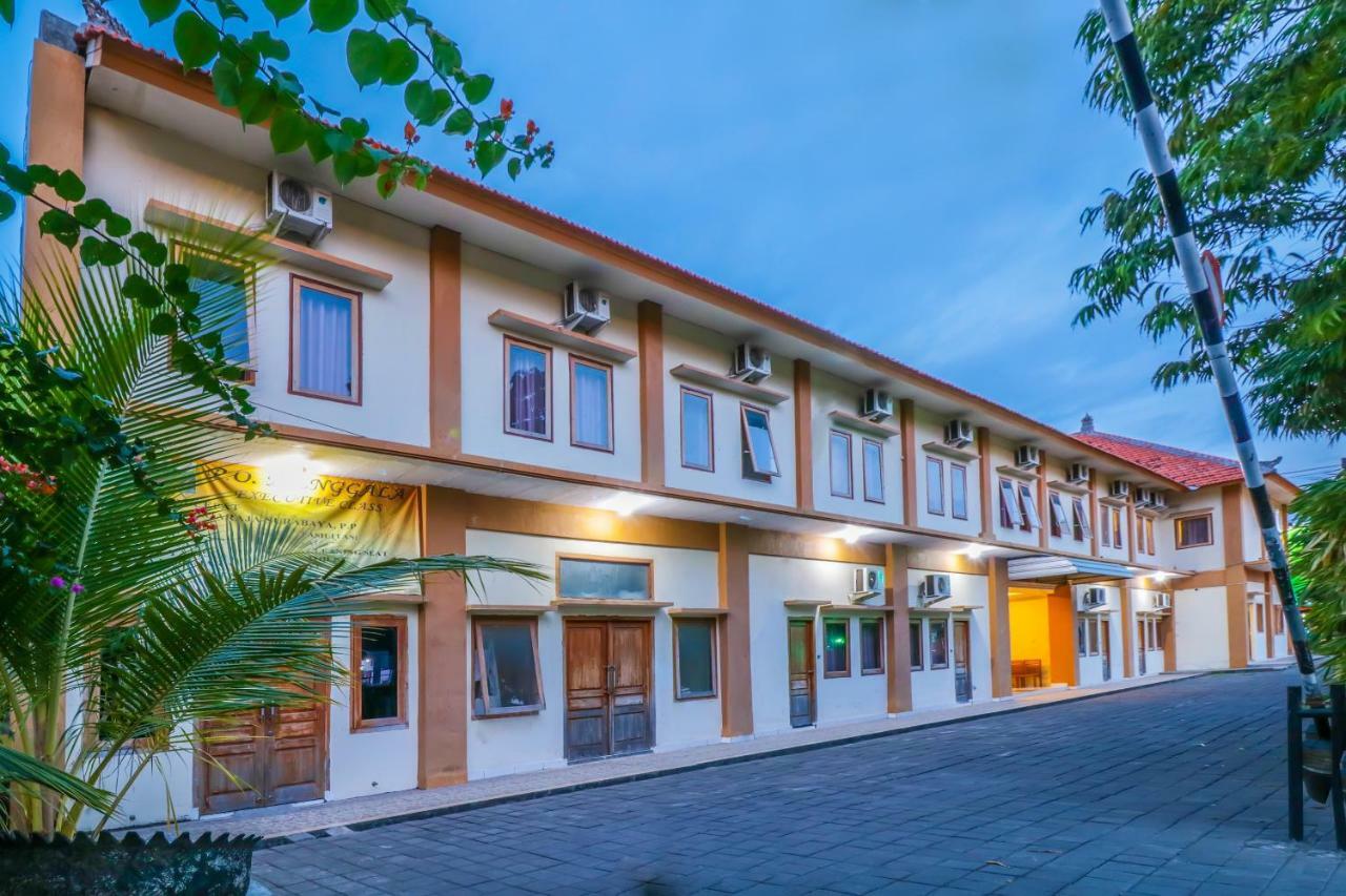 Oyo 1117 New Garuda Hotel Singaraja Dış mekan fotoğraf